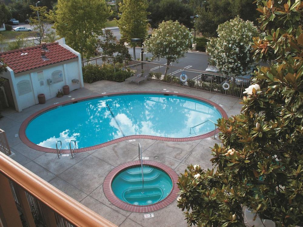 La Quinta By Wyndham Thousand Oaks-Newbury Park Экстерьер фото